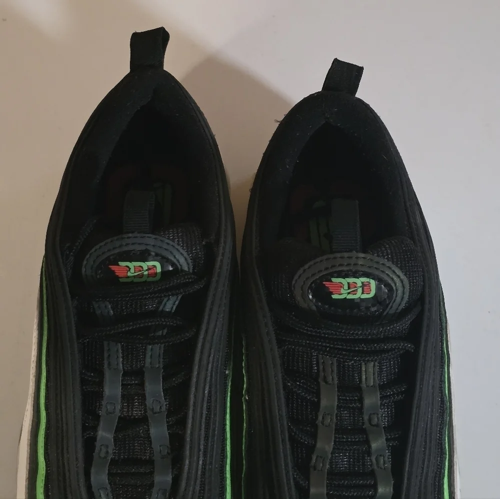 NIKE AIR MAX 97 (GS) Black Bright Crimson-White Sz. 5 Youth Sneakers